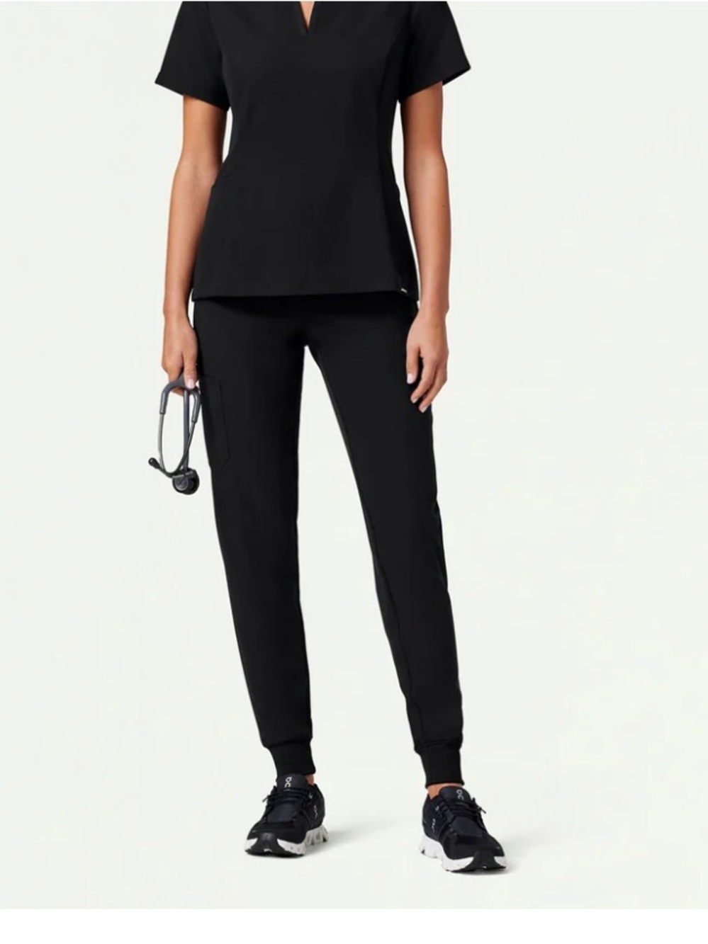 NWOT Jaanuu Black Tapered Jogger scrubs